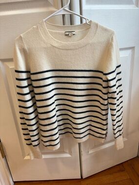 Women’s Cream and Navy Striped Cashmere Crewneck Sweater
